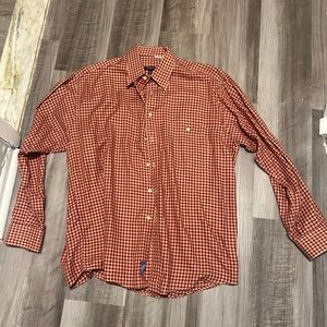 Burberry men’s button up shirt, rust and tan color. 100% imported cotton.